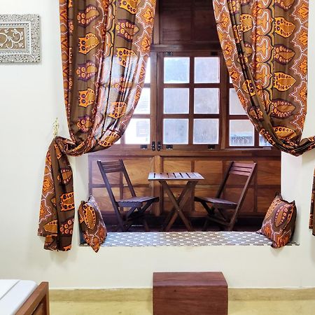 Treasures Of Zanzibar House Bed and Breakfast Exteriör bild