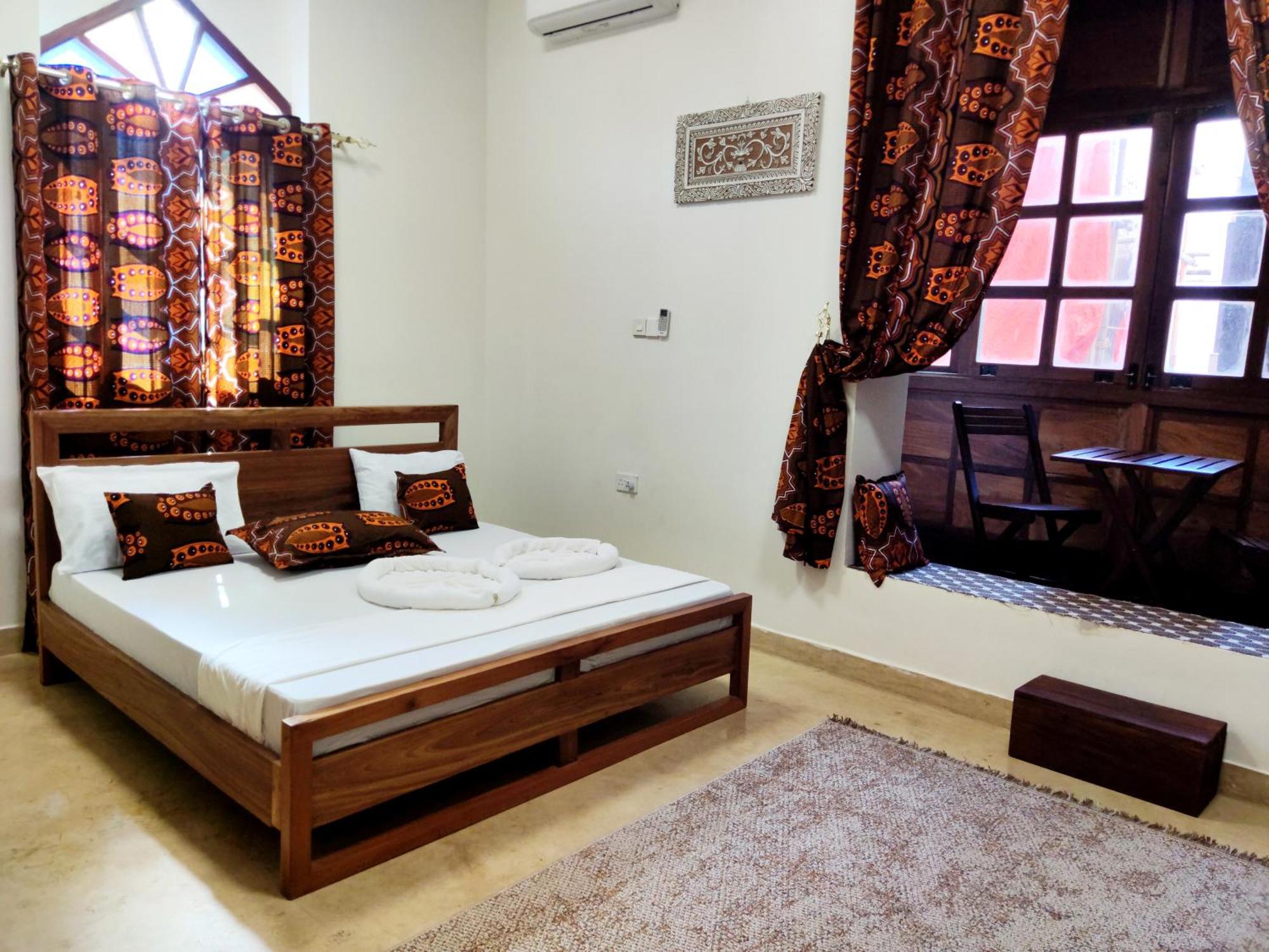 Treasures Of Zanzibar House Bed and Breakfast Exteriör bild
